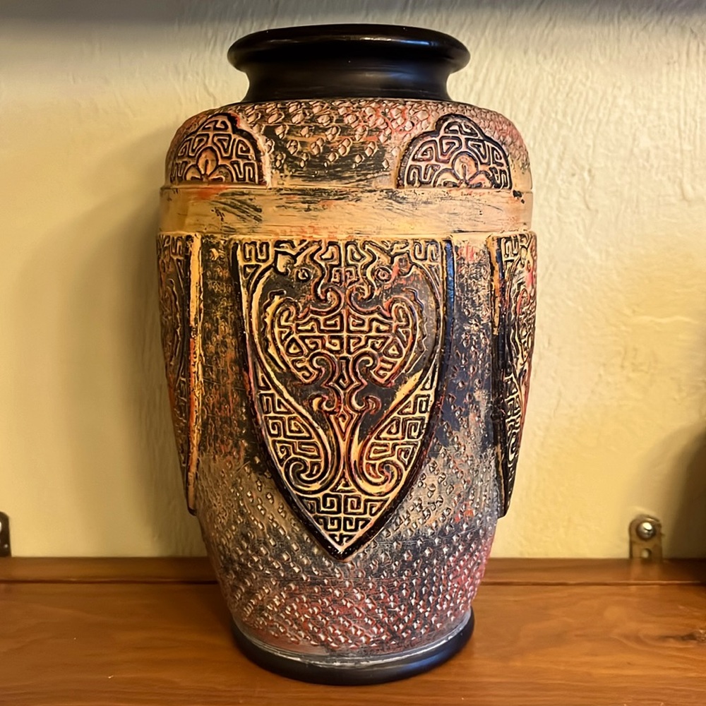 1920’s Vintage Art Deco Tokanabe Ware Japanese Etched Vase